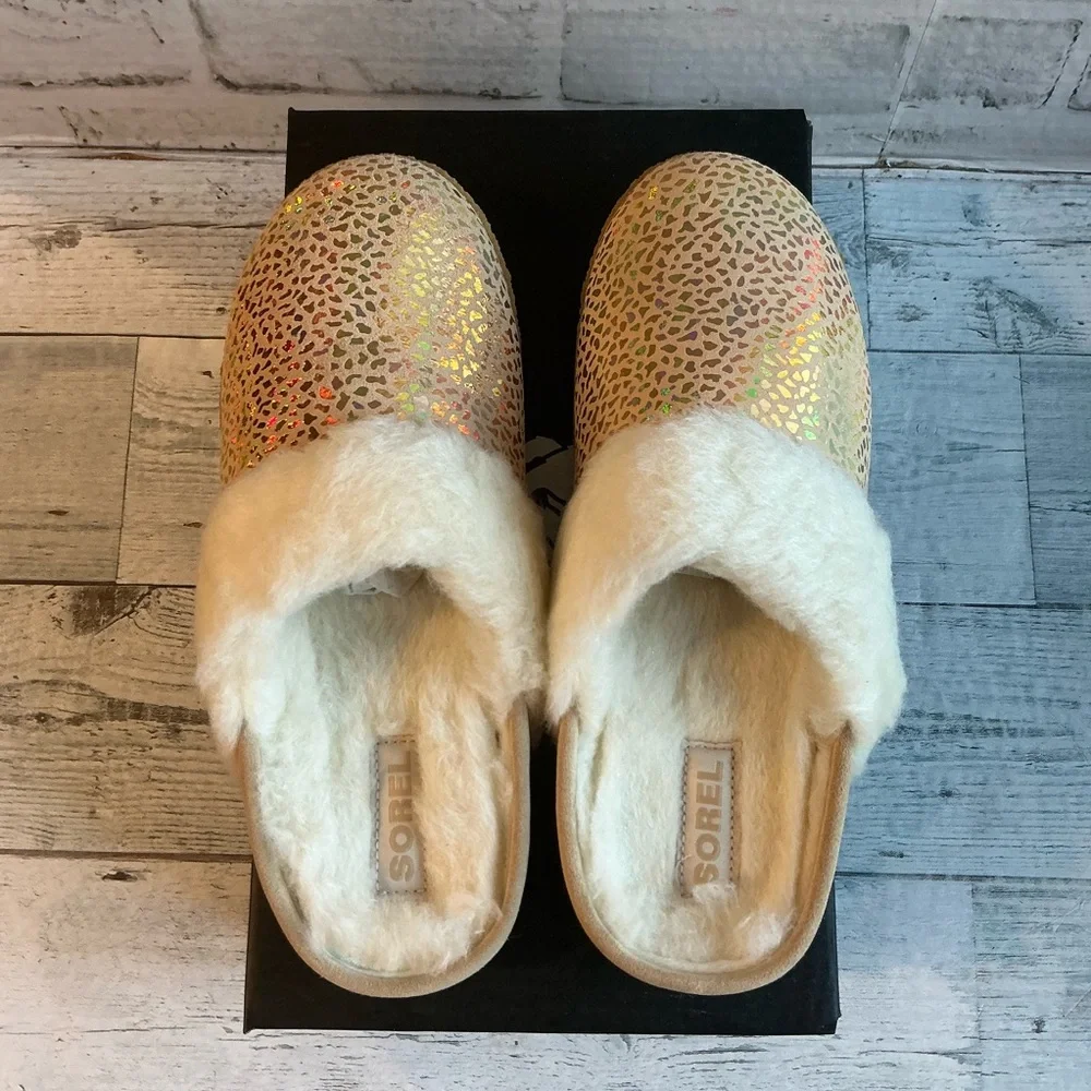 Sorel Youth Size 6C Women’s Size 8 Nakiska Slide II Suede Slippers Ceramic Color